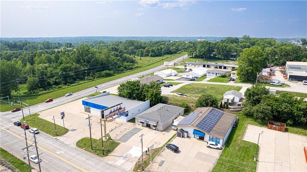 3619 Messanie St, Saint Joseph, MO à vendre - Photo de l’immeuble – Image 3 sur 15