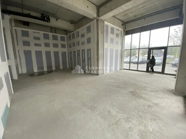 Plus de détails pour Local commercial à louer