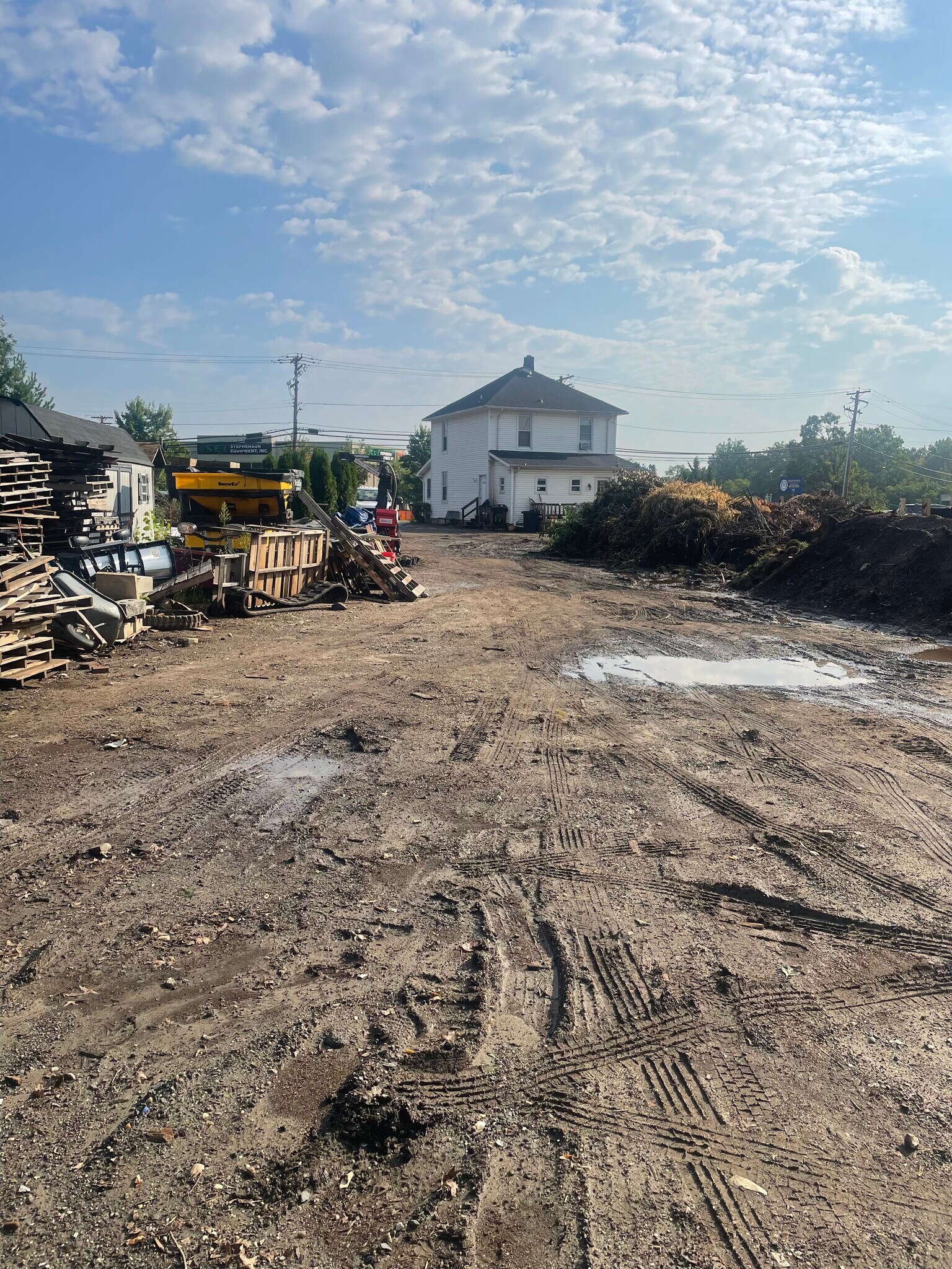 1112 Middle River Rd, Middle River, MD à louer Photo de l’immeuble– Image 1 sur 6