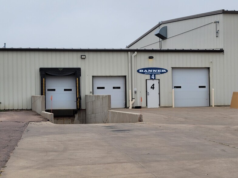 99 15th St Nw, Huron, SD à vendre - Photo de l’immeuble – Image 3 sur 11