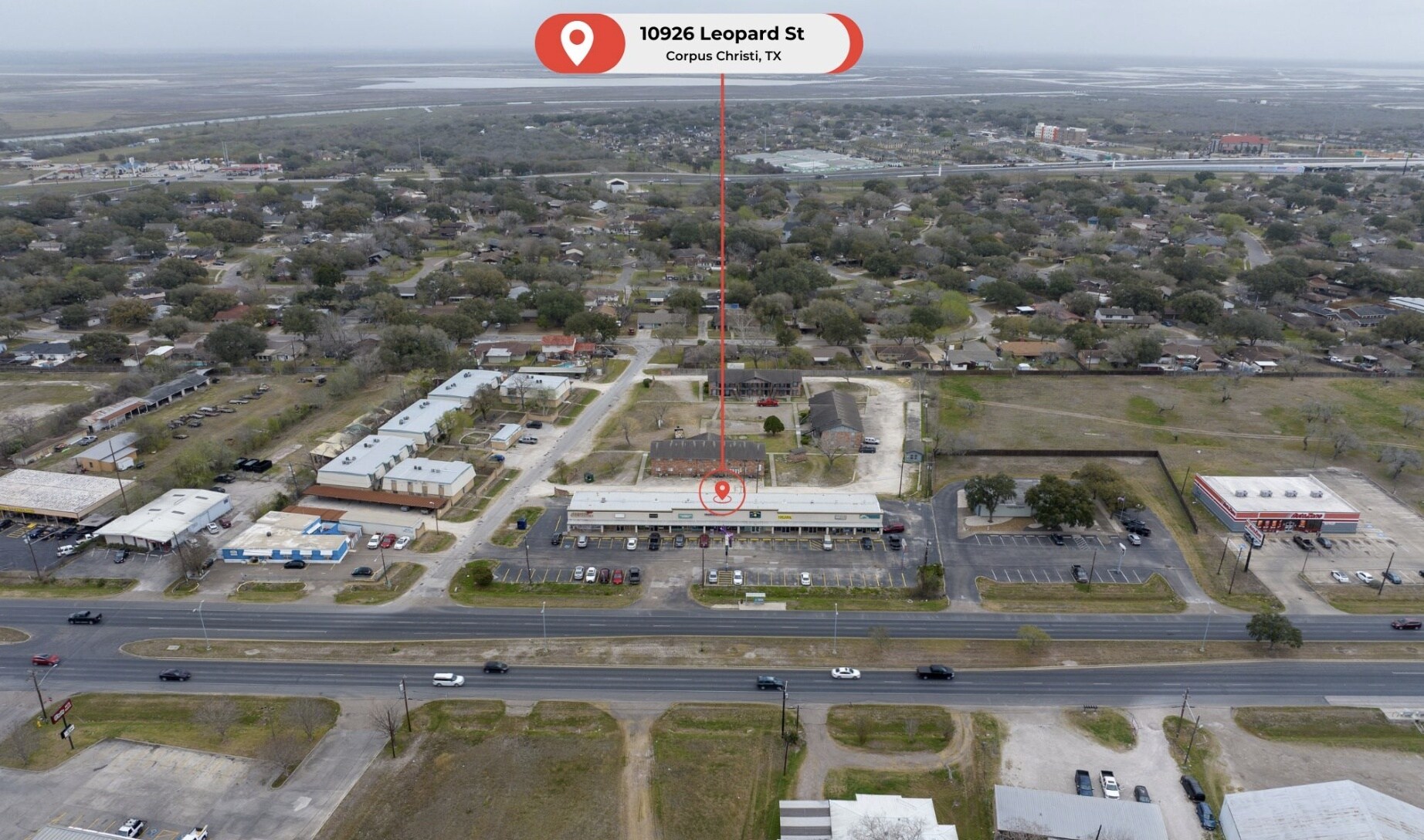 10926 Leopard St, Corpus Christi, TX à louer Photo de l’immeuble– Image 1 sur 8