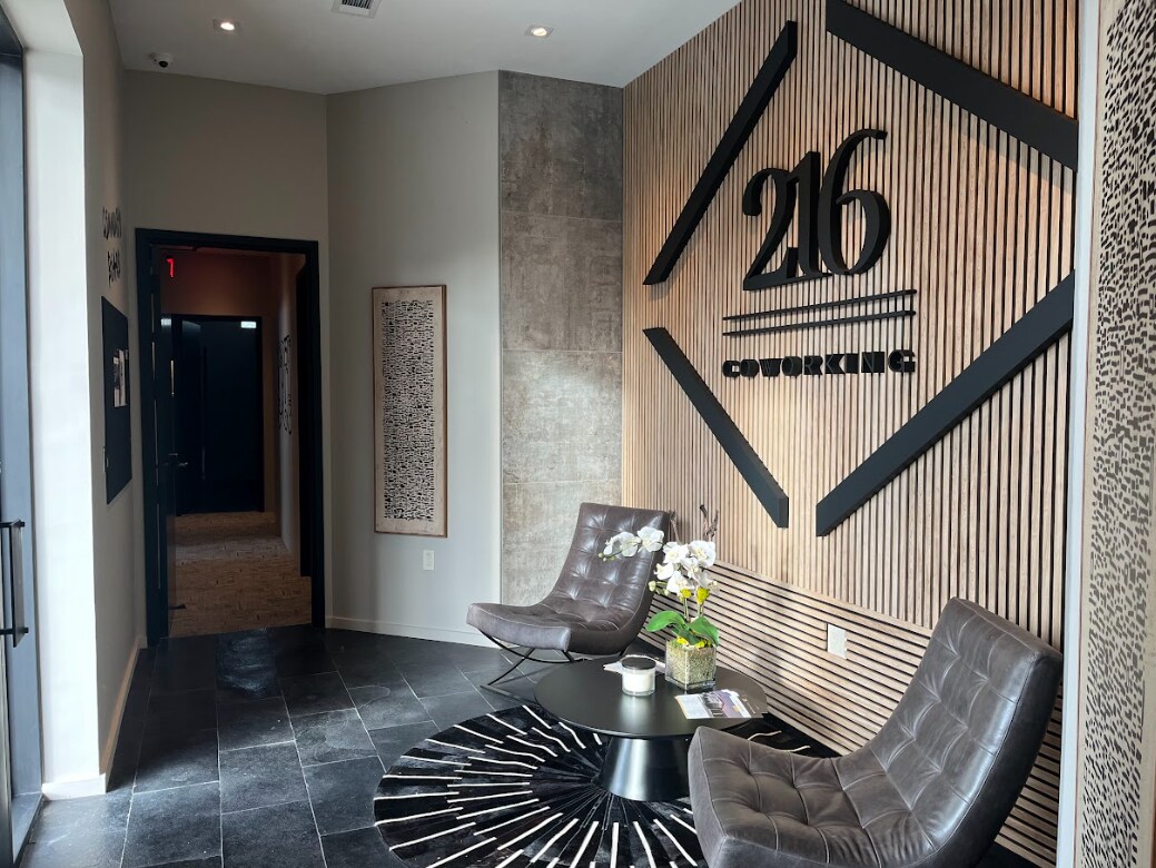 216 E Cherokee Ave, Cartersville, GA à louer Photo de l’immeuble– Image 1 sur 13