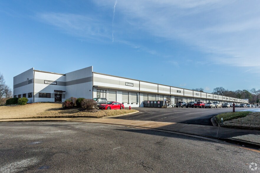 2093 Thomas Rd, Memphis, TN à louer - Photo principale – Image 1 sur 16