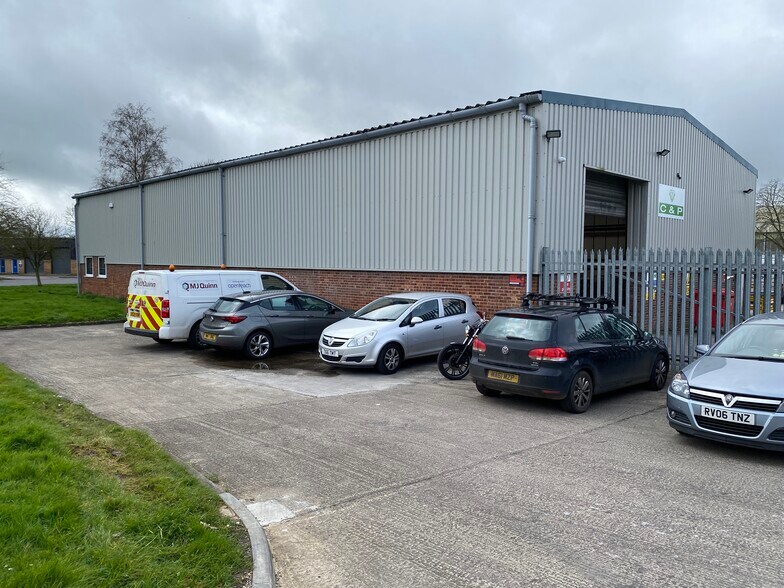 Lysander Rd, Melksham à louer - Photo de l’immeuble – Image 3 sur 10