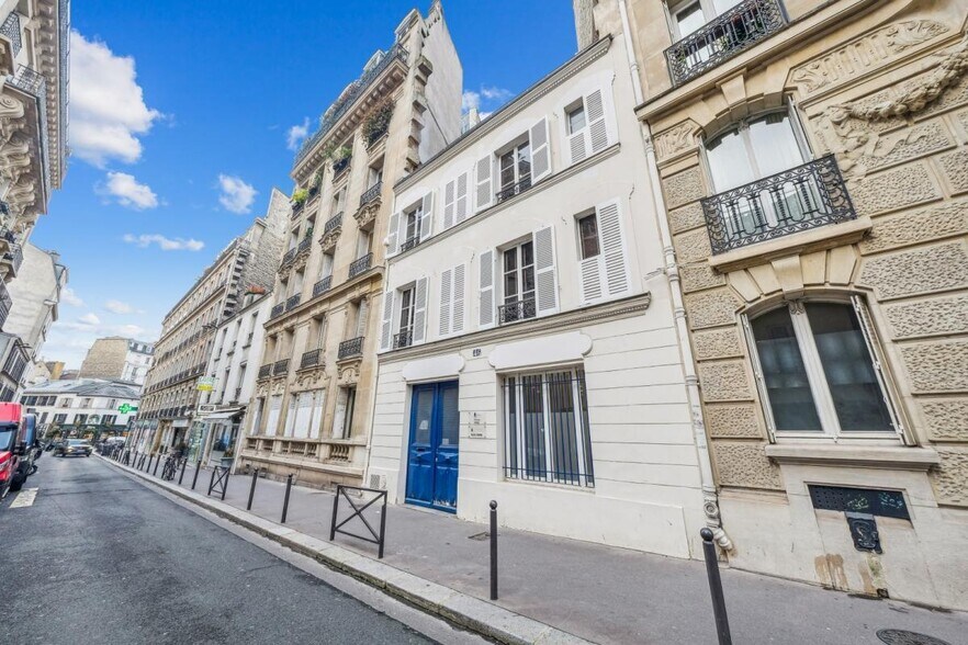 Bureau dans Paris à vendre - Photo de l’immeuble – Image 1 sur 30