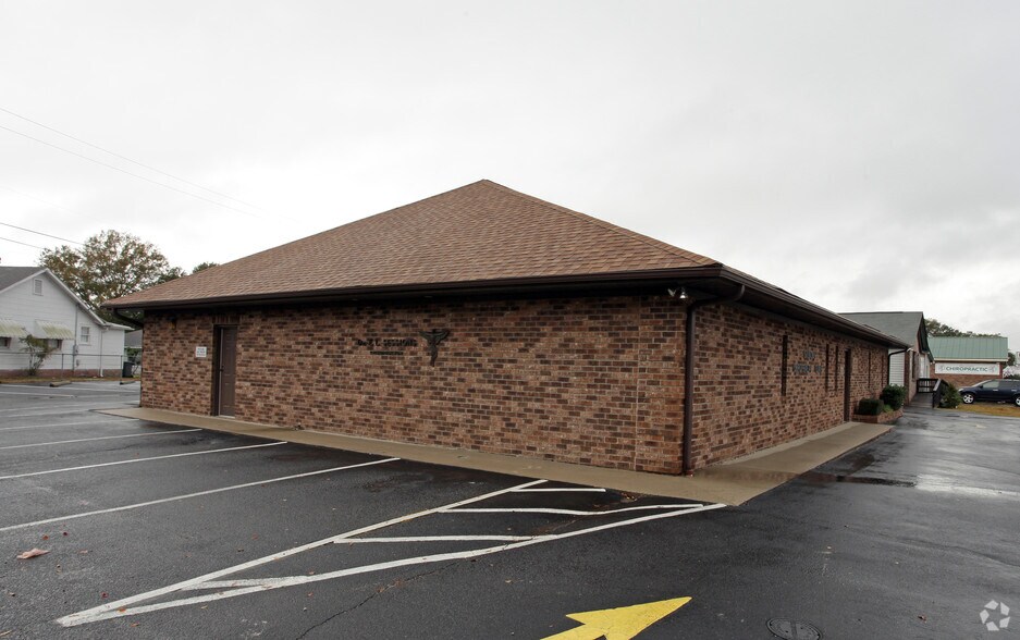 3835 Rivers Ave, North Charleston, SC à vendre - Photo de l’immeuble – Image 2 sur 18