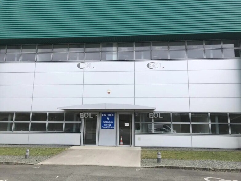 Industriel/Logistique dans Moussy-le-Neuf à louer - Photo de l’immeuble – Image 2 sur 3