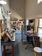 13 N Main St, East Hampton, CT à louer Photo intérieure– Image 1 sur 7