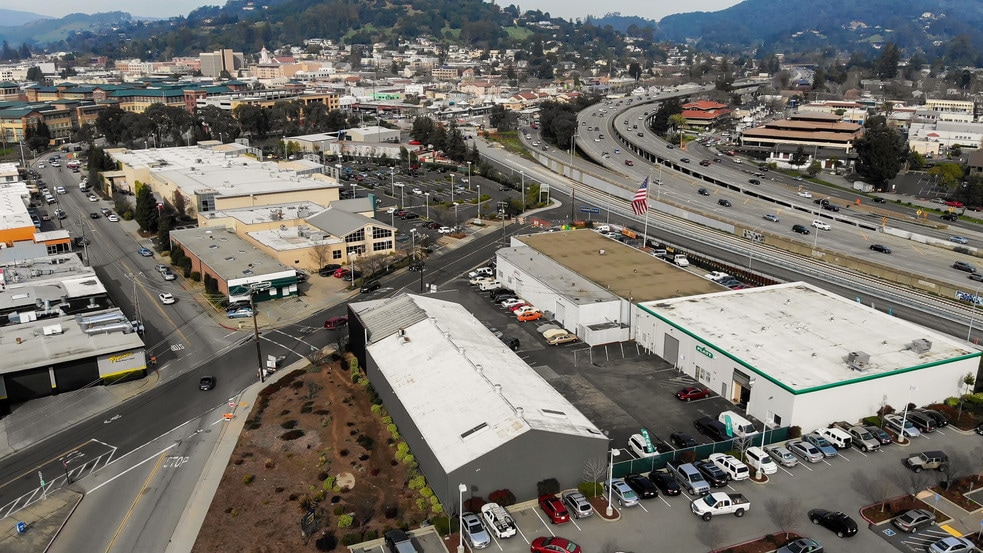 654 Irwin St, San Rafael, CA à louer - Autre – Image 3 sur 65