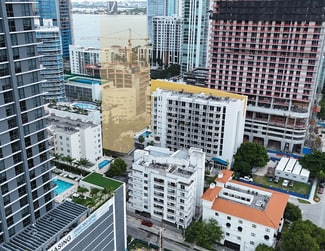 Plus de détails pour 452 NE 30th St, Miami, FL - Terrain à vendre