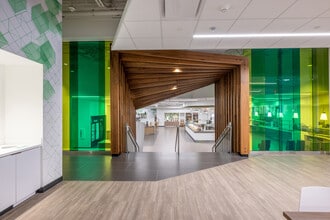 115 Tripps Ln, Riverside, RI à vendre Photo intérieure– Image 1 sur 7