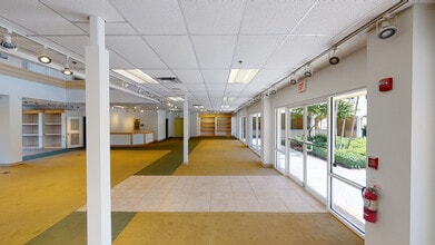 601 N Federal Hwy, Boca Raton, FL à louer Numérisation 3D Matterport– Image 1 sur 2