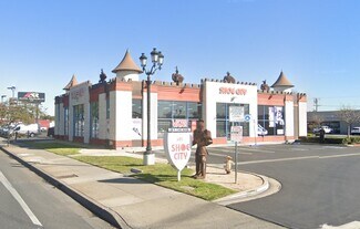 Plus de détails pour 605 S Harbor Blvd, Santa Ana, CA - Local commercial à louer