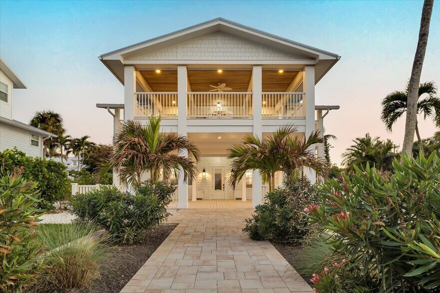 8241 Main St, Bokeelia, FL à vendre - Photo de l’immeuble – Image 3 sur 59