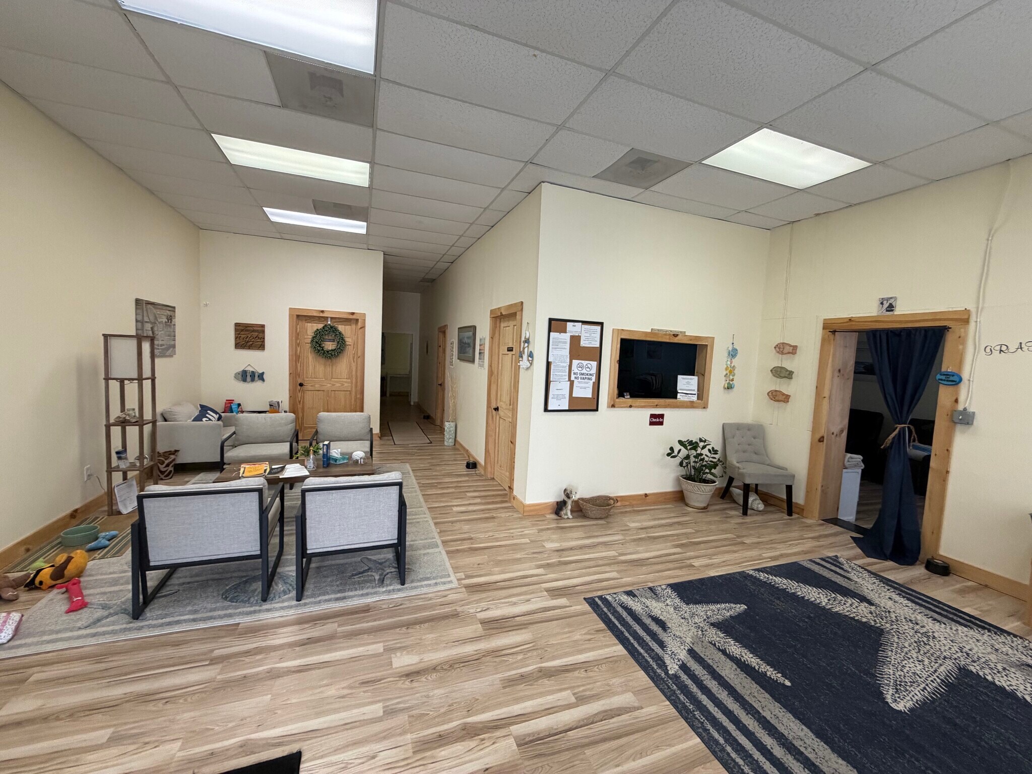 170 Flanders Rd, Niantic, CT à louer Photo intérieure– Image 1 sur 16