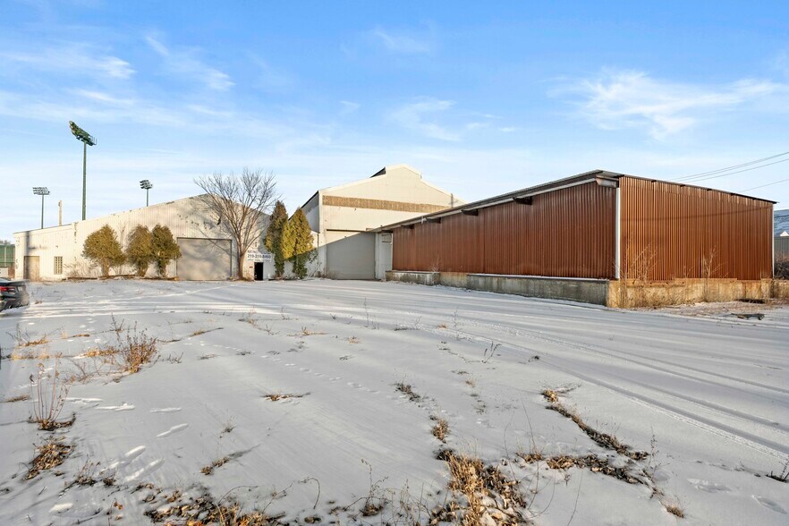 4450 Euclid, East Chicago, IN à vendre - Photo de l’immeuble – Image 3 sur 15