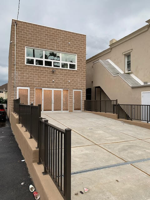 4162 Victory Blvd, Staten Island, NY à louer Photo principale– Image 1 sur 7