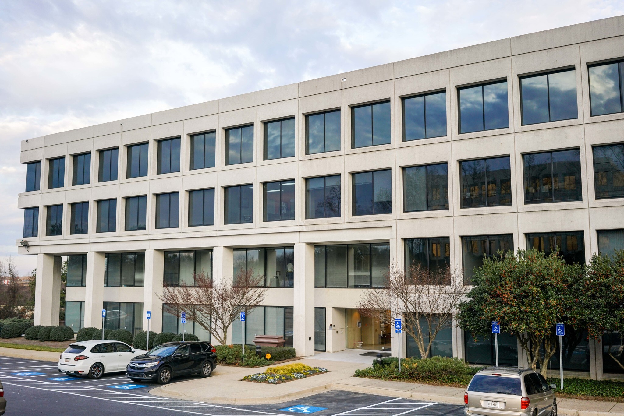 1745 Phoenix Blvd, Atlanta, GA à louer Photo de l’immeuble– Image 1 sur 11