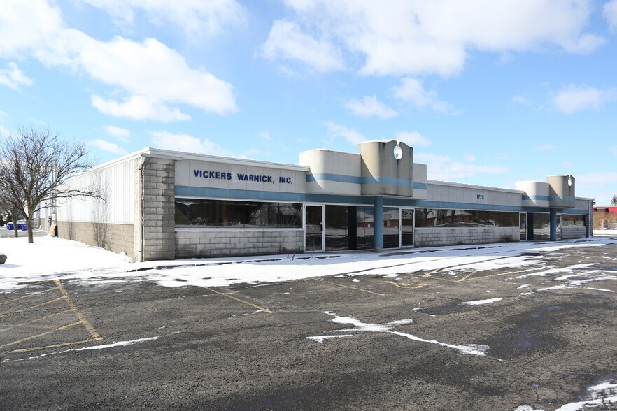 1775 Buffalo Rd, Gates, NY à vendre - Photo de l’immeuble – Image 1 sur 6