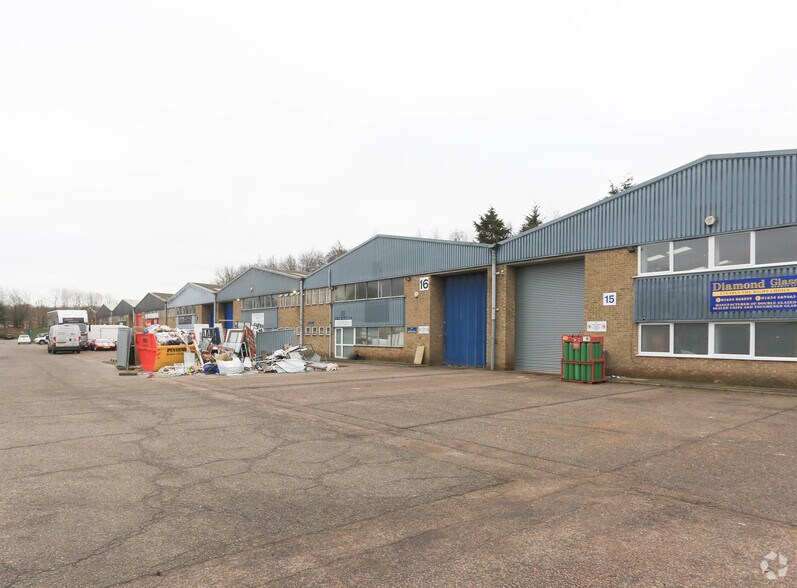 Revenge Rd, Chatham à louer - Photo principale – Image 1 sur 4