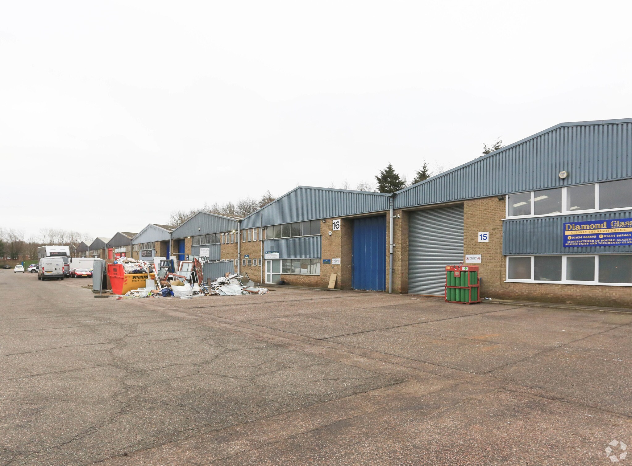 Revenge Rd, Chatham à louer Photo principale– Image 1 sur 5