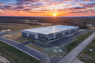 Plus de détails pour 13001 Mahoning Ave, North Jackson, OH - Industriel/Logistique à louer