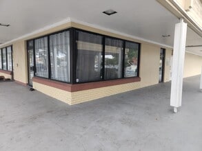 601-623 E Atlantic Blvd, Pompano Beach, FL à louer Photo intérieure– Image 1 sur 6