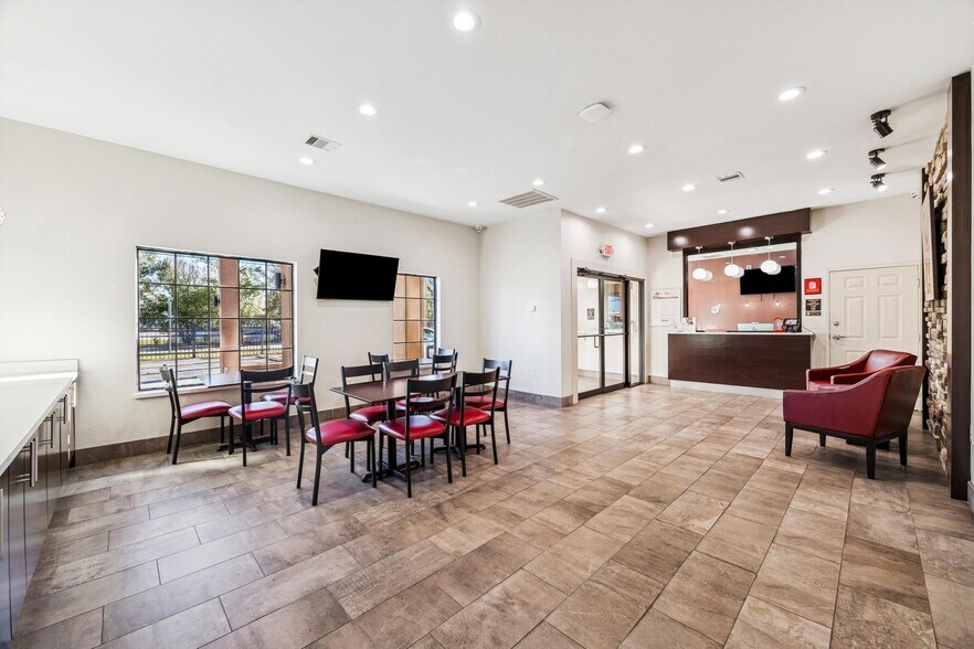 20543 Interstate 45, Spring, TX à vendre - Photo de l’immeuble – Image 3 sur 12