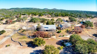 Plus de détails pour 521 Bluff Creek Rd, Center Point, TX - Terrain à vendre