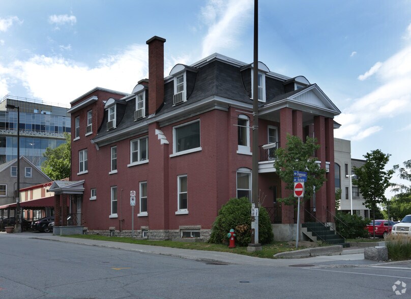 111 Rue Champlain, Gatineau, QC à vendre - Photo principale – Image 1 sur 3