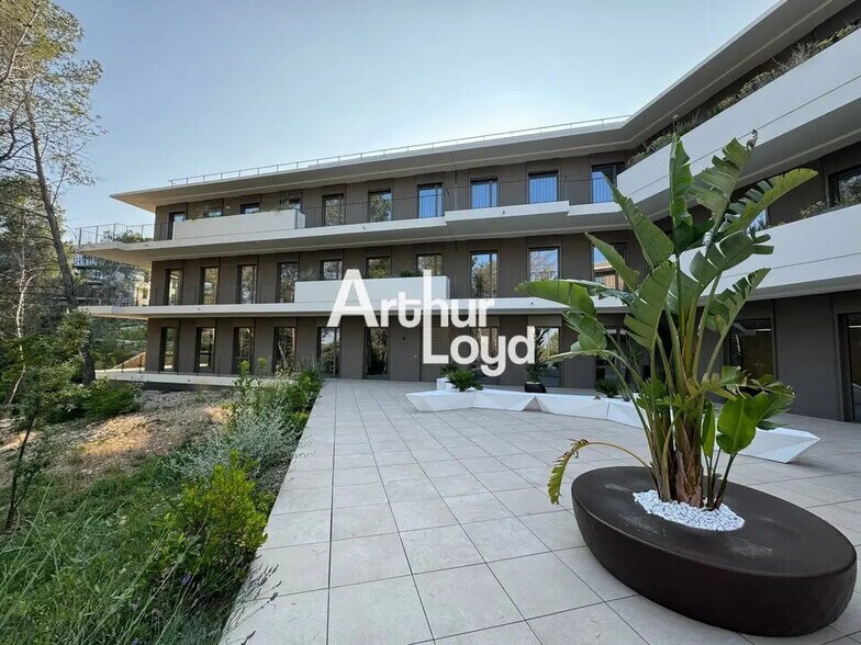 511 Rue Ludwig Van Beethoven, Valbonne à louer - Photo de l’immeuble – Image 2 sur 19