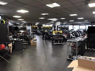 Plus de détails pour Local commercial à louer