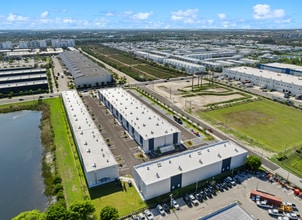 6175 NW 102nd Ave, Doral, FL - VUE AÉRIENNE  vue de carte - Image1