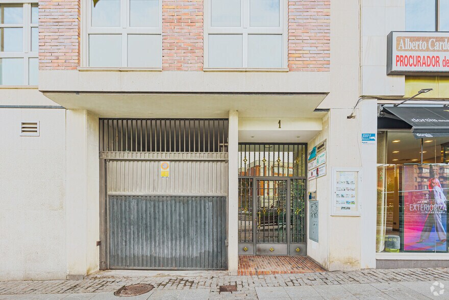 Bureau dans Majadahonda, Madrid à vendre - Photo principale – Image 1 sur 4
