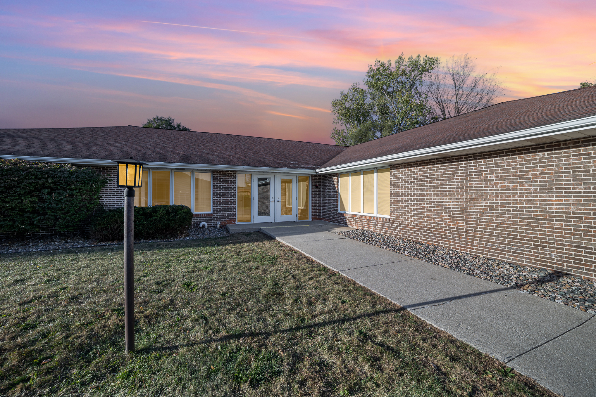 3150 Hallmark Ct, Saginaw, MI à vendre Photo principale– Image 1 sur 32
