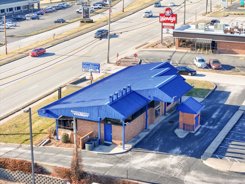 190 Versailles Rd, Frankfort, KY à louer - Photo de l’immeuble – Image 2 sur 6