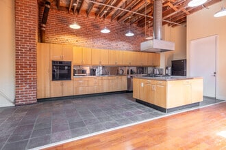 450 9th St, San Francisco, CA à louer Photo intérieure– Image 2 sur 9