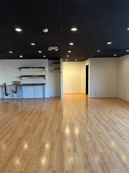 311 S Sweetzer Ave, Los Angeles, CA à louer - Photo intérieure – Image 2 sur 5