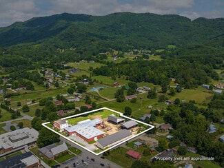 Plus de détails pour 635 Sonoma Rd, Waynesville, NC - Local d’activités à vendre