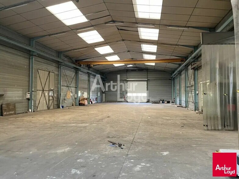 Local d'activités dans Angers à vendre - Photo de l’immeuble – Image 2 sur 3