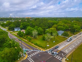 Plus de détails pour 1127 S 14th St, Fernandina Beach, FL - Bureau/Local commercial à louer
