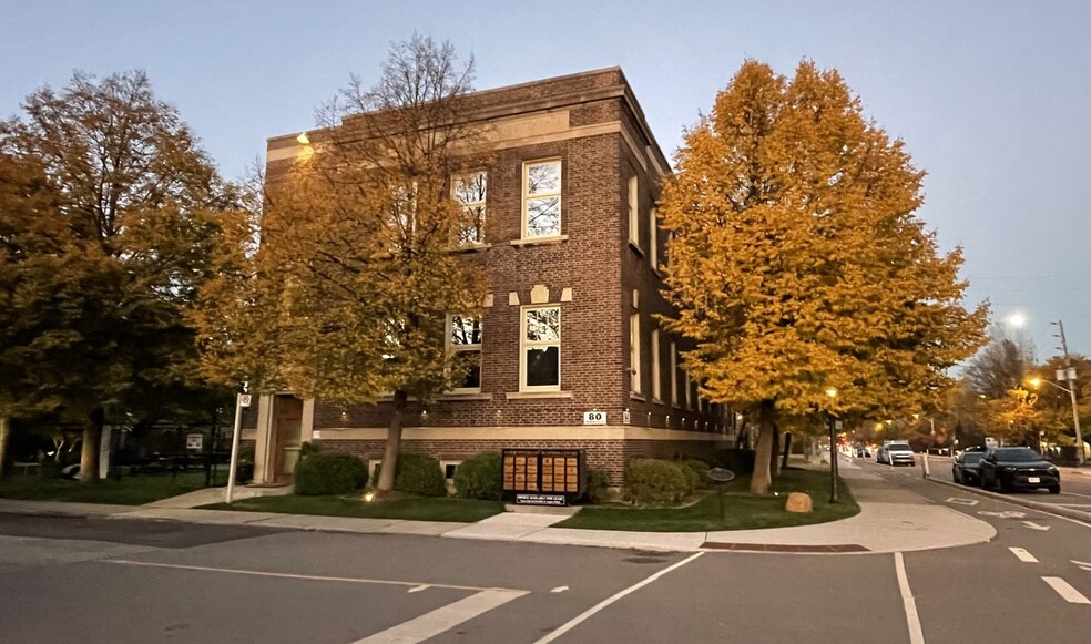 80 Birmingham St, Toronto, ON à louer - Photo de l’immeuble – Image 1 sur 12