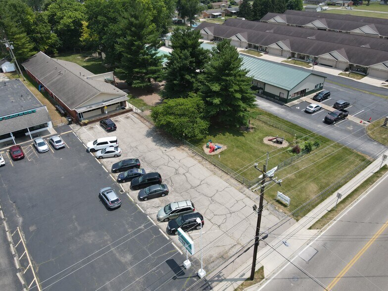 498 S State St, Harrison, OH à vendre - Photo principale – Image 1 sur 1