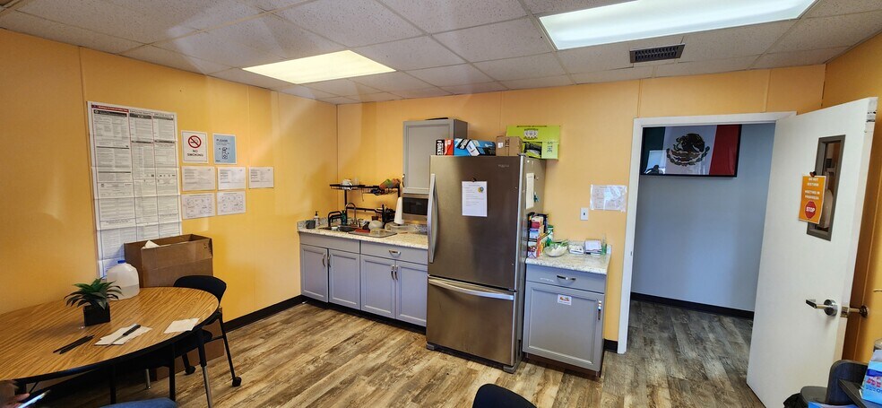 585 Jewett Rd, Mason, MI à louer - Photo intérieure – Image 3 sur 7