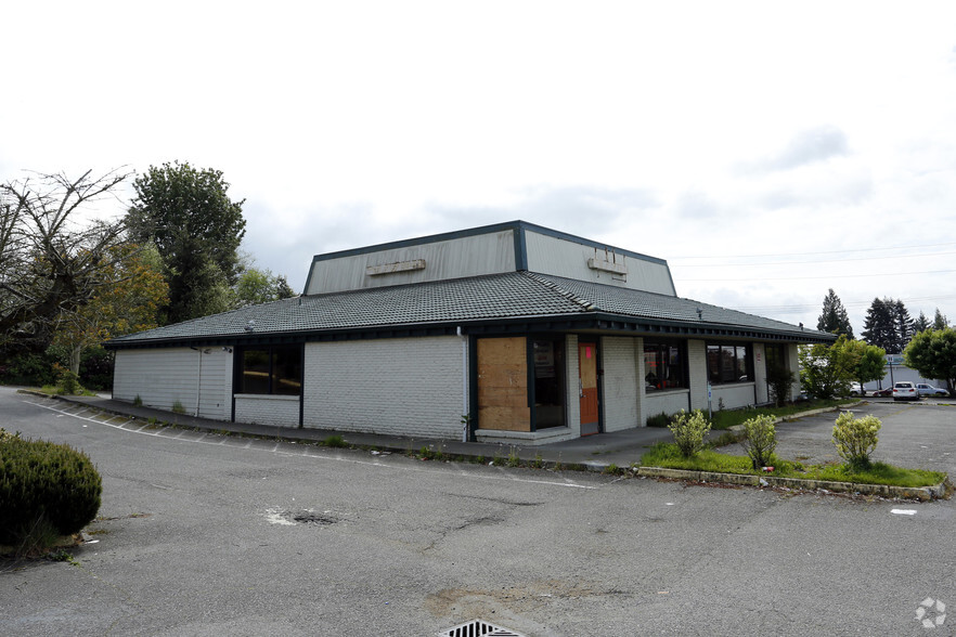 3558 Wheaton Way, Bremerton, WA à vendre - Photo de l’immeuble – Image 2 sur 37