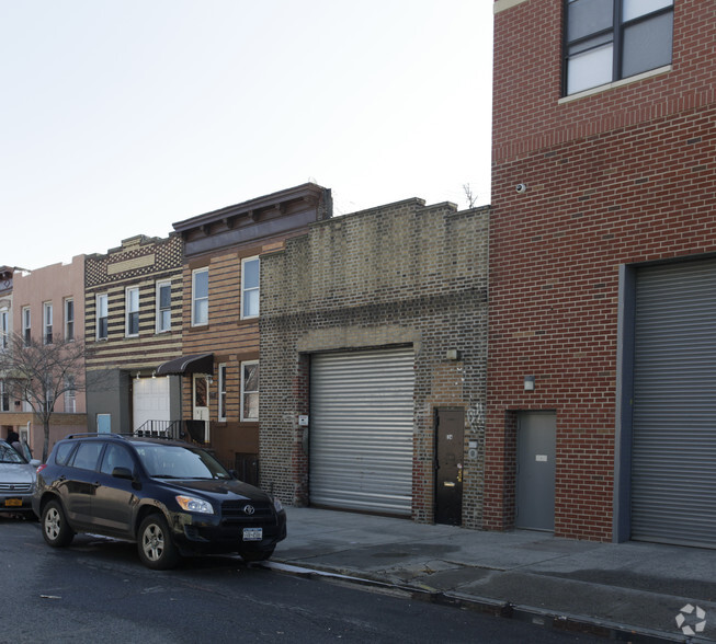 134 Bayard St, Brooklyn, NY à louer - Photo principale – Image 1 sur 6