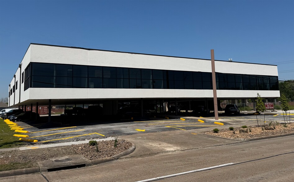 2318 Center St, Deer Park, TX à louer - Photo de l’immeuble – Image 1 sur 7