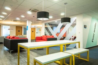 121 Brooker Rd, Waltham Abbey à louer Photo intérieure– Image 2 sur 6