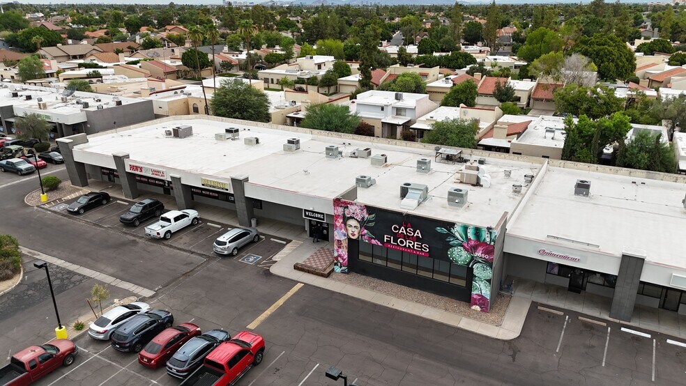 2050 W Guadalupe Rd, Mesa, AZ à louer - Photo de l’immeuble – Image 2 sur 9