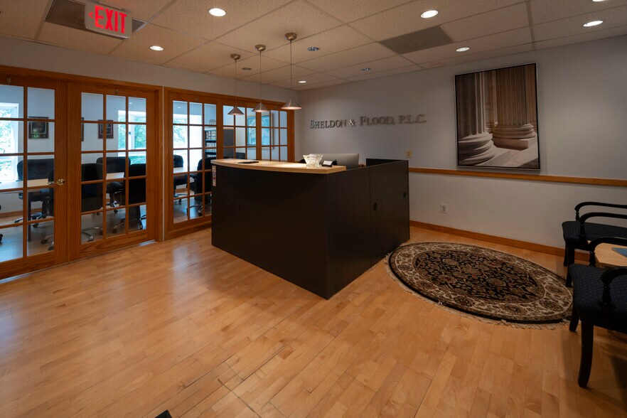 10621-10623 Jones St, Fairfax, VA à vendre - Photo de l’immeuble – Image 3 sur 10